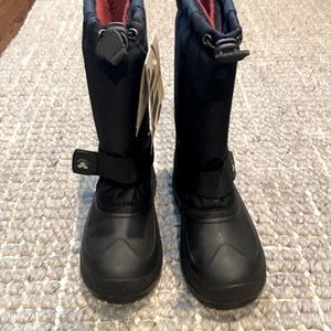 Kamik Rocket kids snow boots.